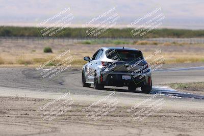 media/Oct-04-2025-OnGrid (Sat) [[44bd565ffa]]/Green Group/Grapevine/